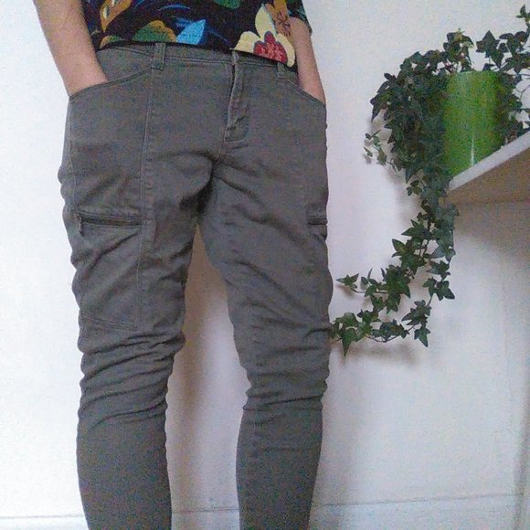 Olive Green GAP Skinny Pants - Picture 2 of 5